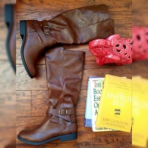 Brown boots